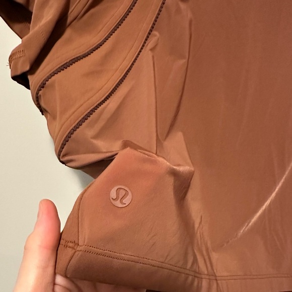 Lululemon Square Neck Mesh and Nulu Yoga T-Shirt Size 18 - Picture 7 of 9